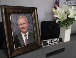 A memorial service was held in Edgewater for City Councilman Ted Cooper / Headline Surfer